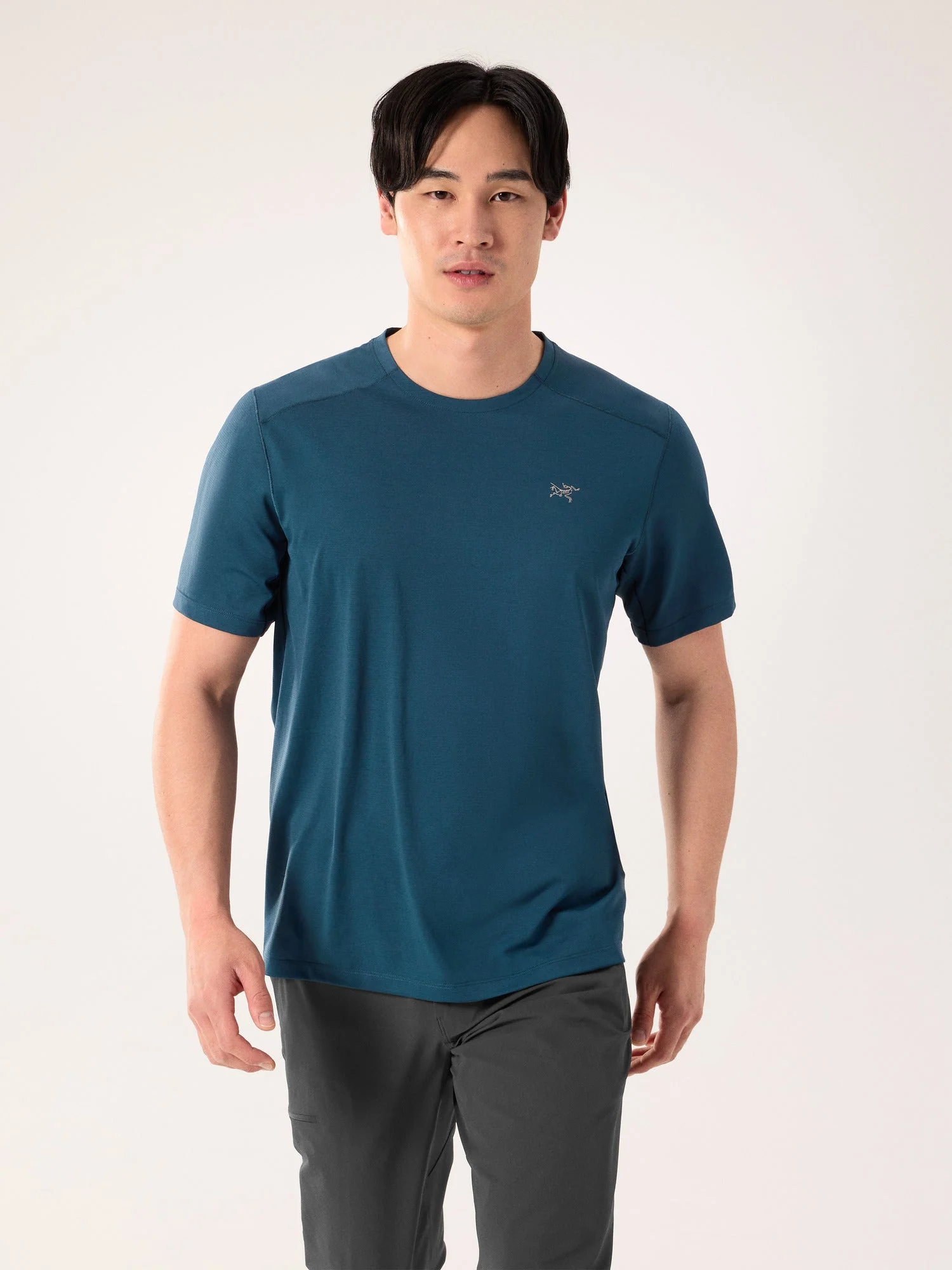 Men's Shirts & Tops
